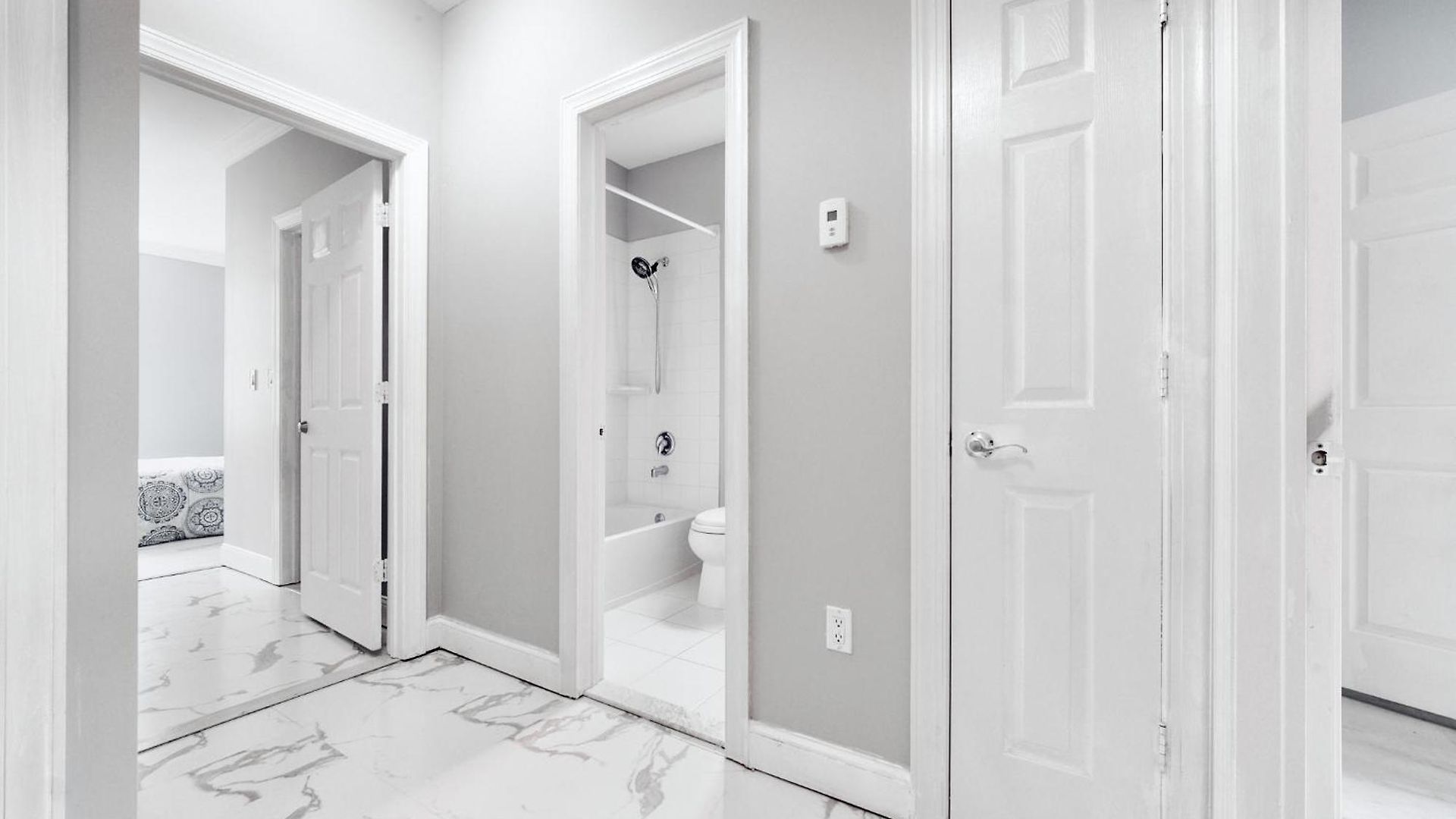Hotel Waterfront Gem Duplex 3 Bedroom 2floor In Whitestone Bronx Free Parking *