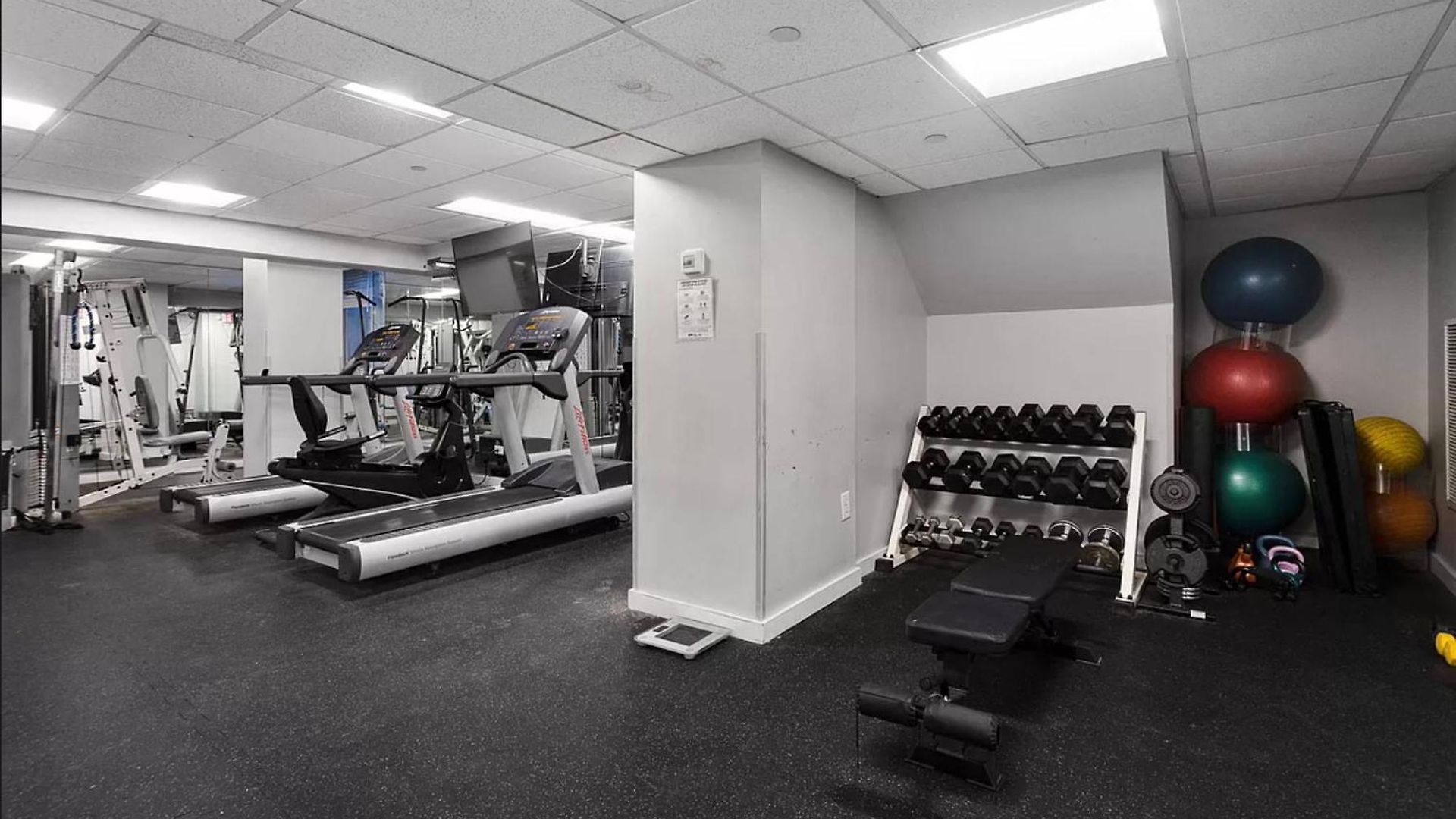 Apartment 73-201 New 1br 1bth Uws Doorman Gym *