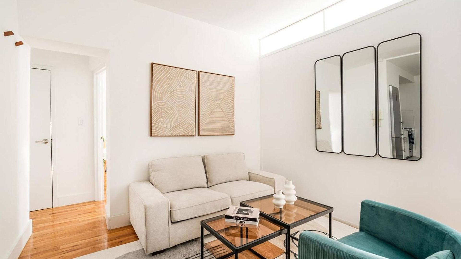 444-2e Modern 2br Hell's Kitchen Apartment