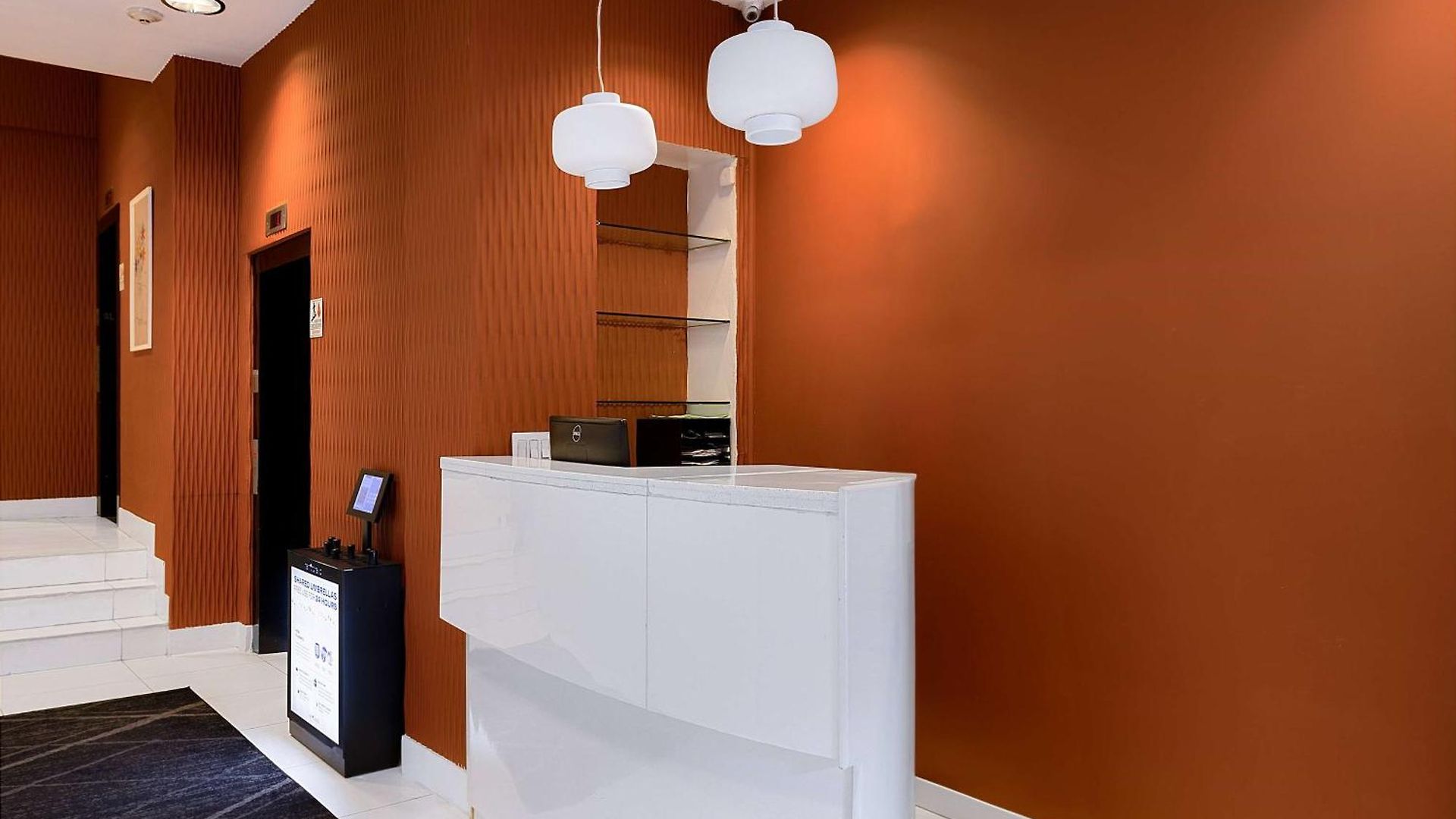27 By Luxurban Hotel