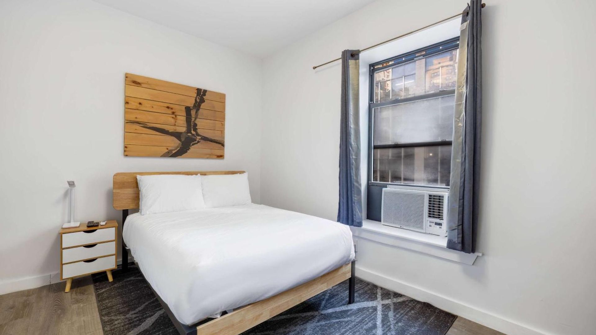 27 By Luxurban Hotel 3*