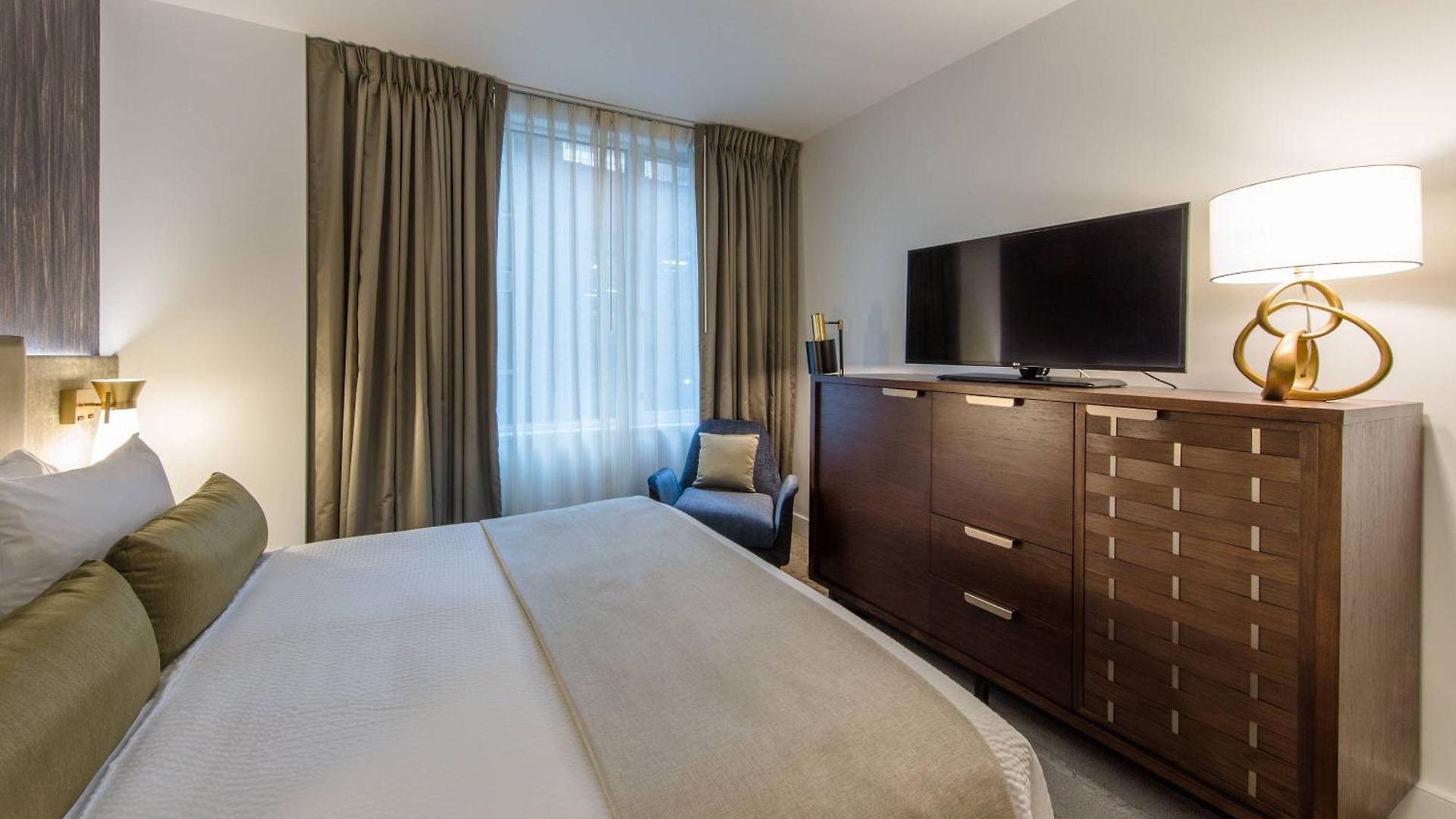 Marriott Vacation Club, City  4* New York