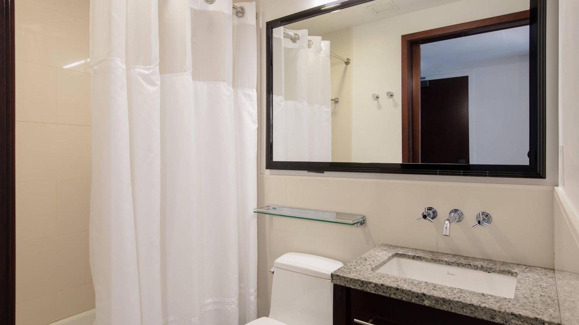 Marriott Vacation Club, City  4*