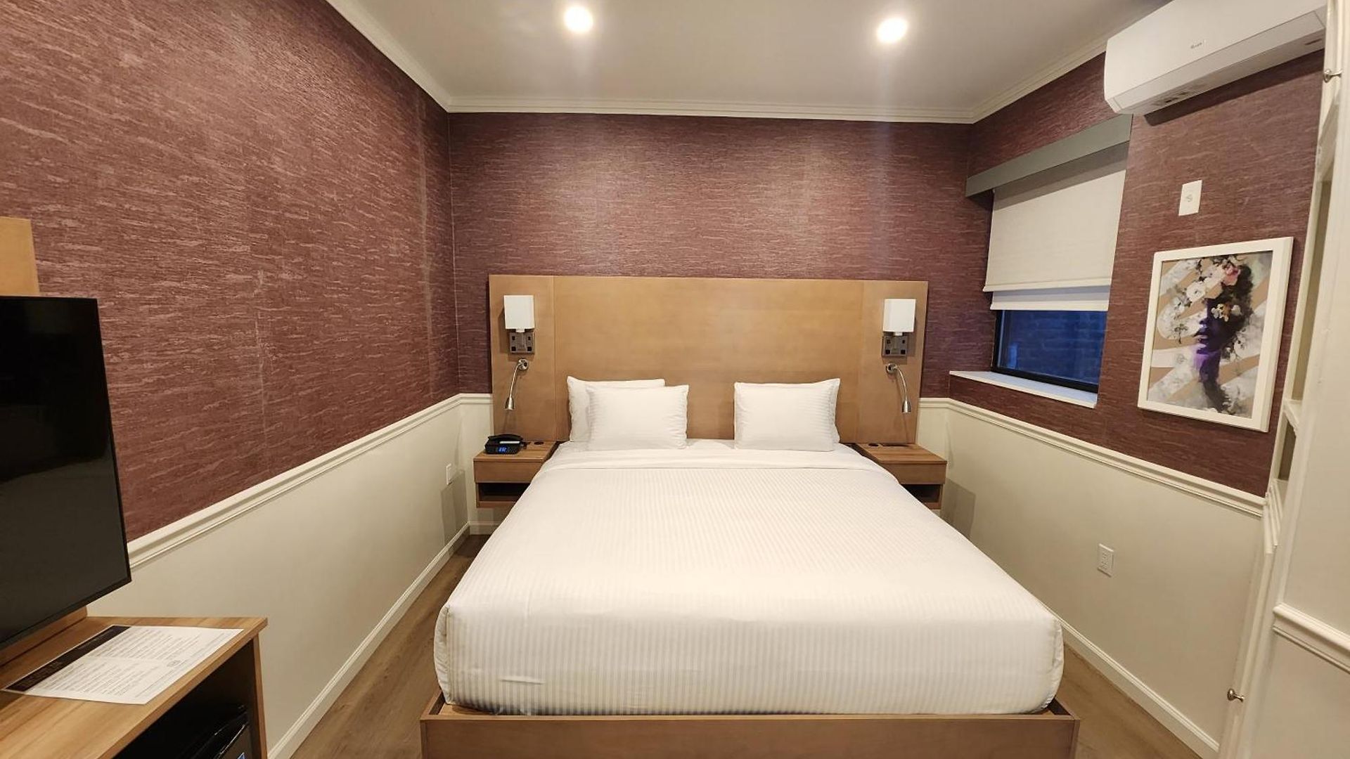 The Mayfair Times Square, An Ascend Collection Hotel New York