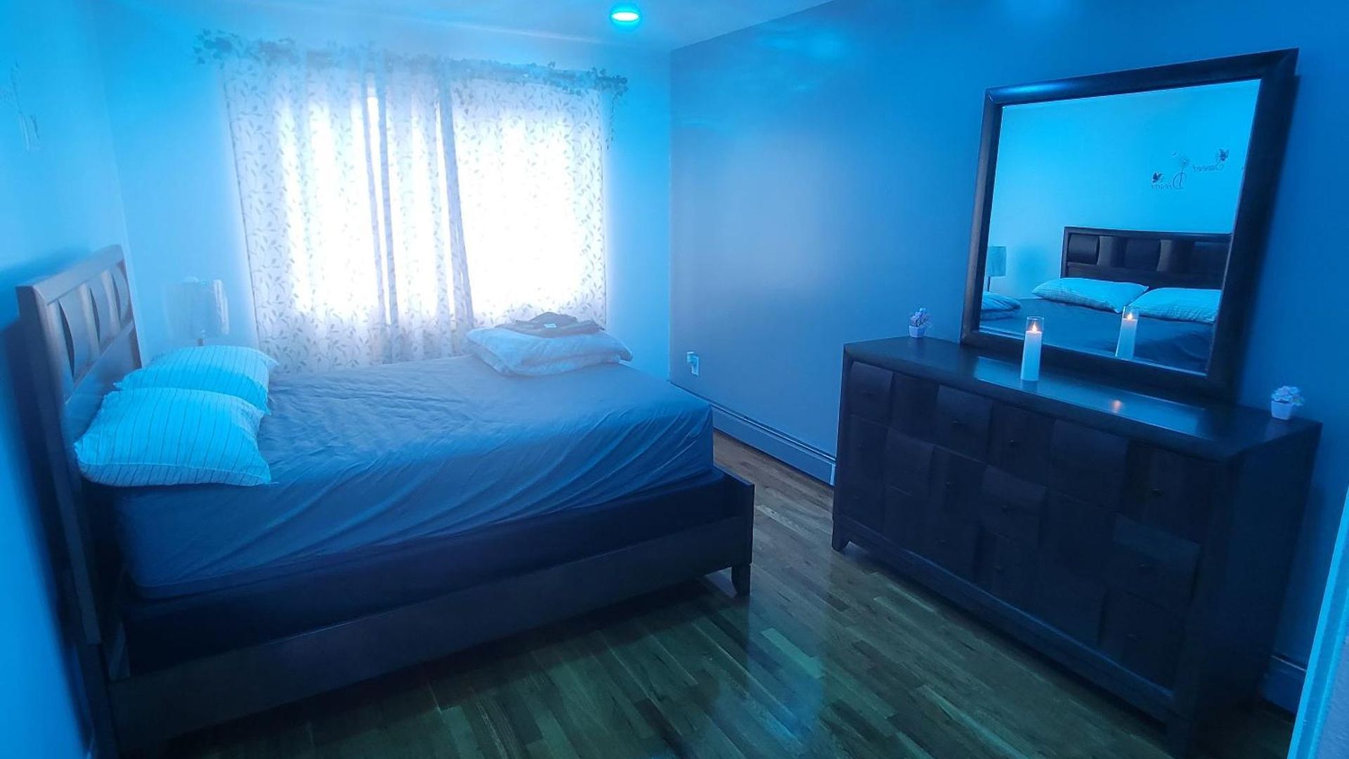 Cozy Shared With Host * New York