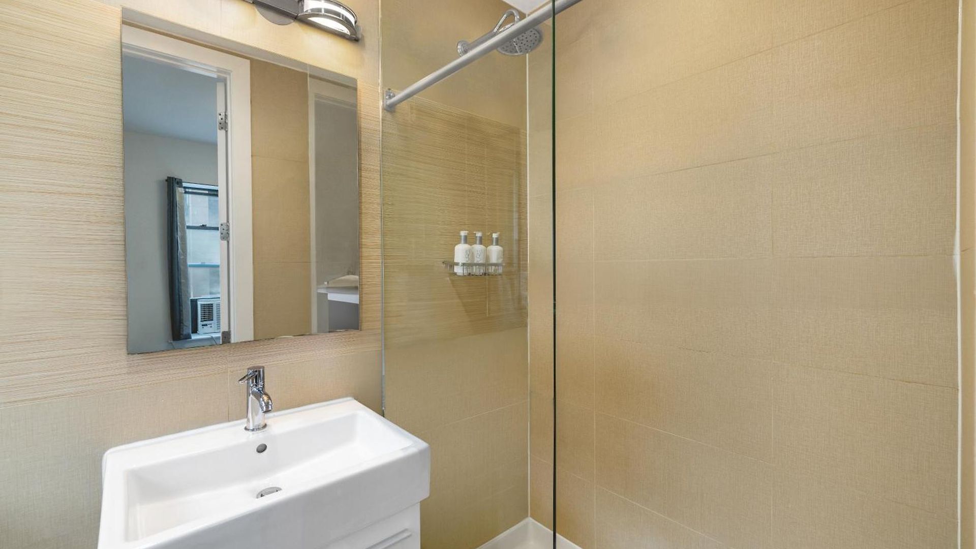 27 By Luxurban New York
