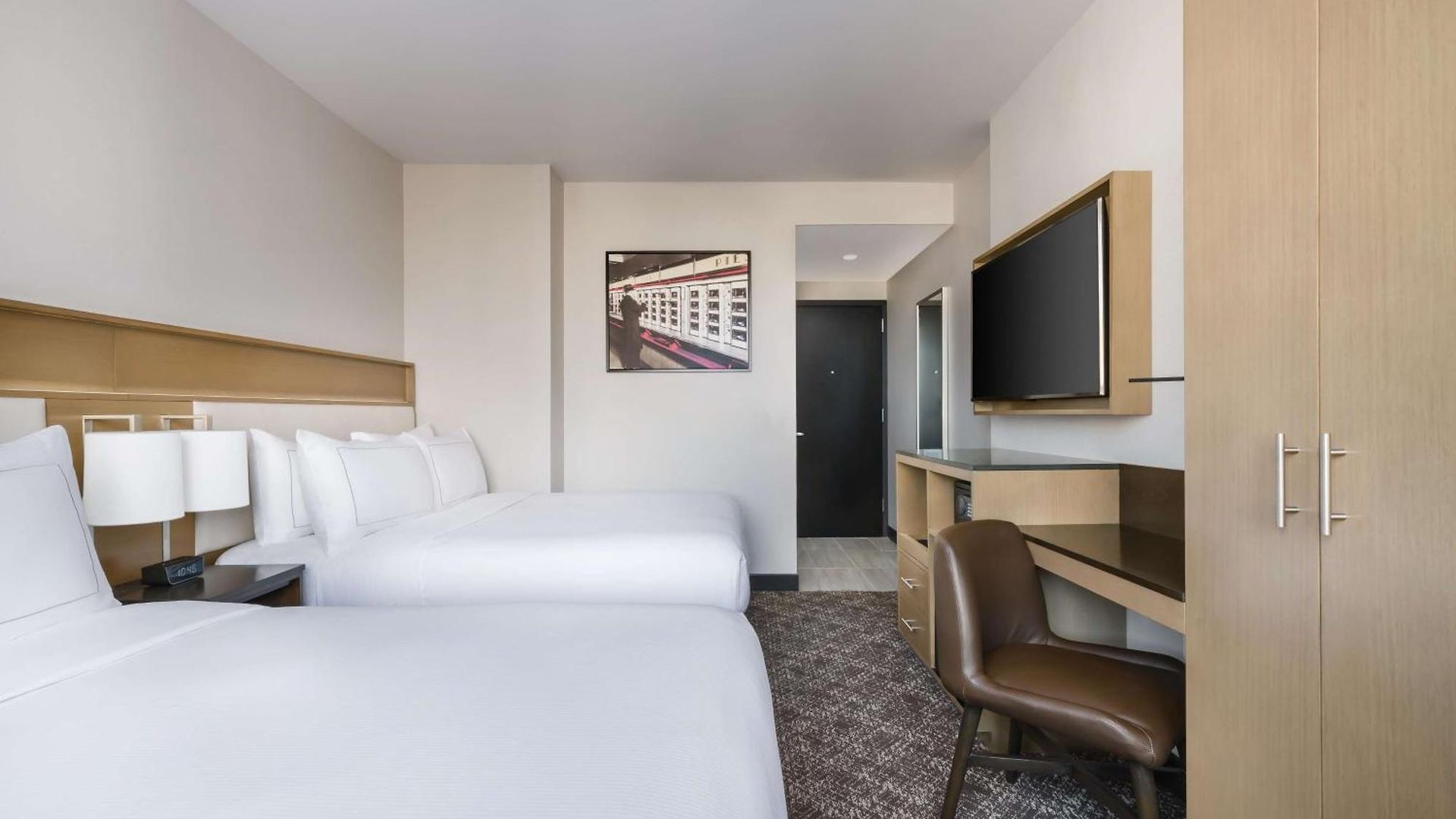 Doubletree By Hilton Times Square South Hotel