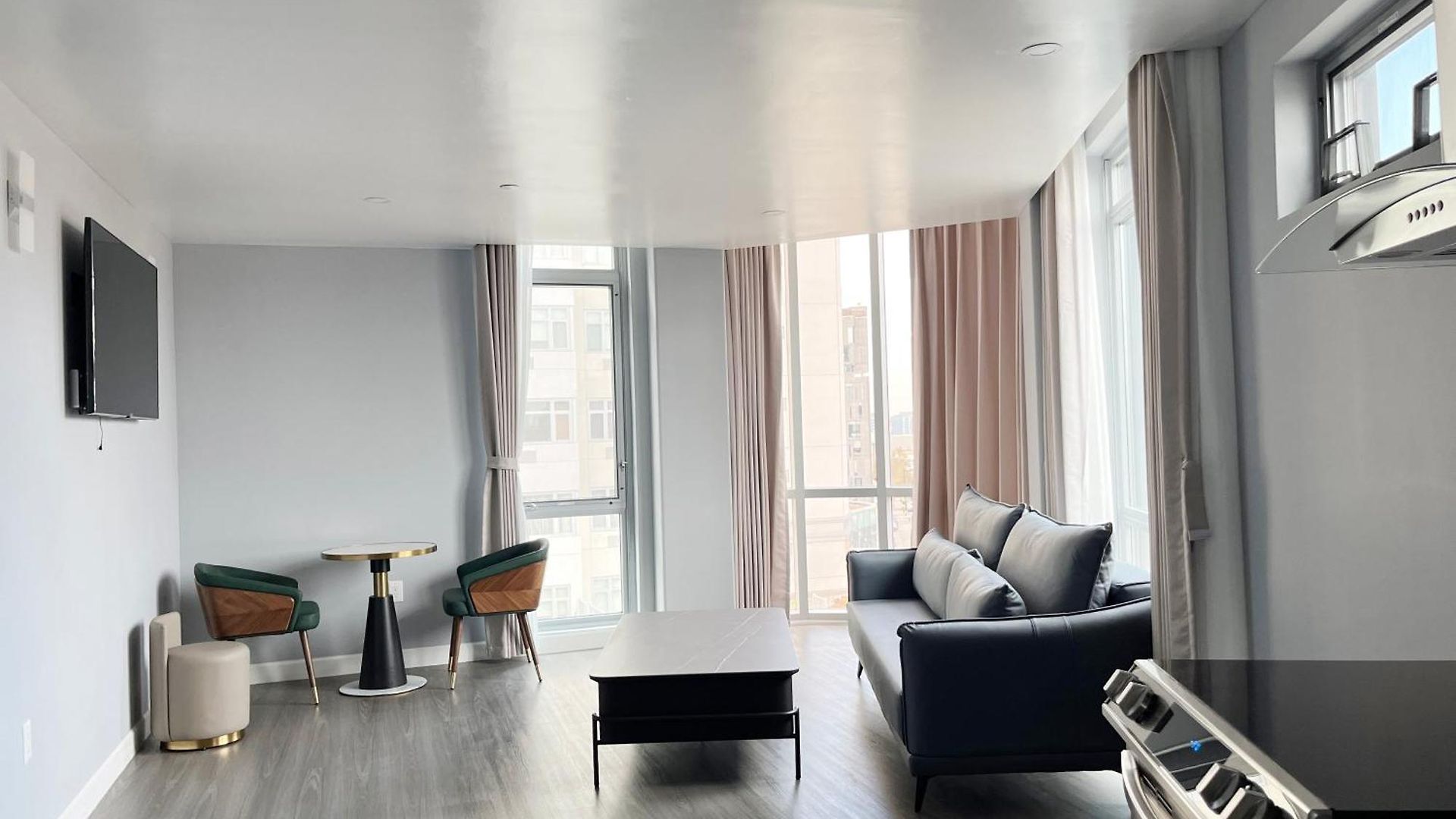 Hotel Starlight Near Lga Airport 3*
