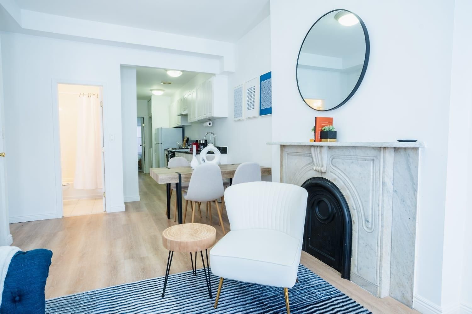 1435-4 I 3 Bedrooms 2bath W D Prime Upper East *