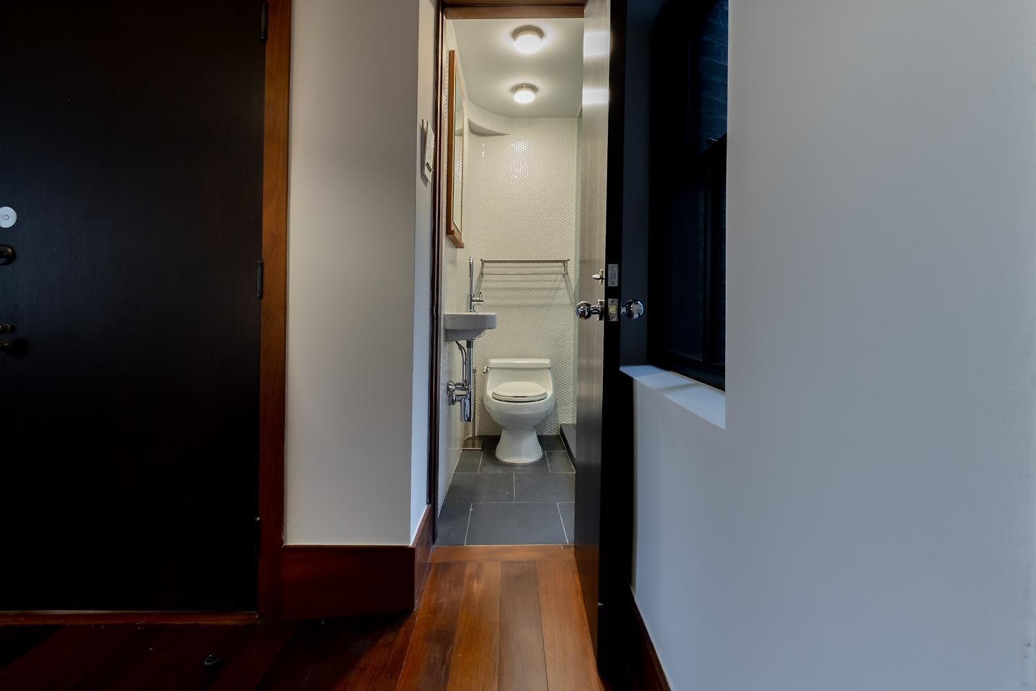 Apartment E10-3 3br Designer Townhouse *