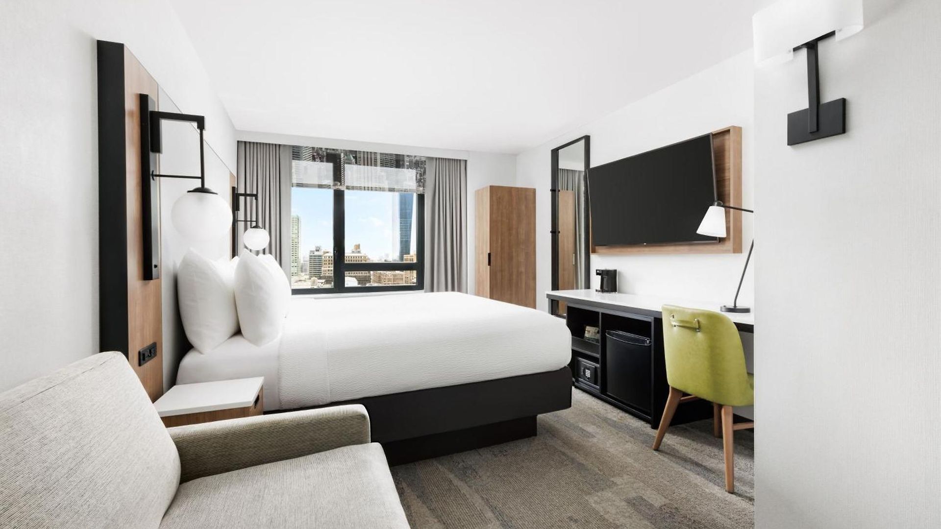 Fairfield & By Marriott Manhattan/times Square South
