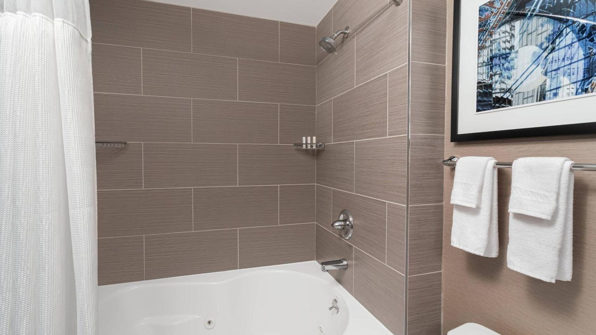 Hotel Fairfield & By Marriott Staten Island
