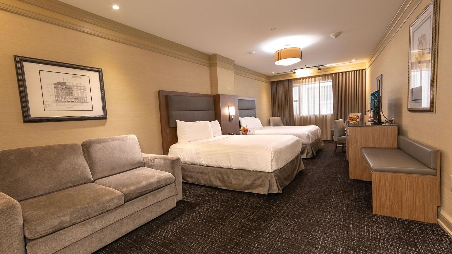 Hotel Opera House 3*