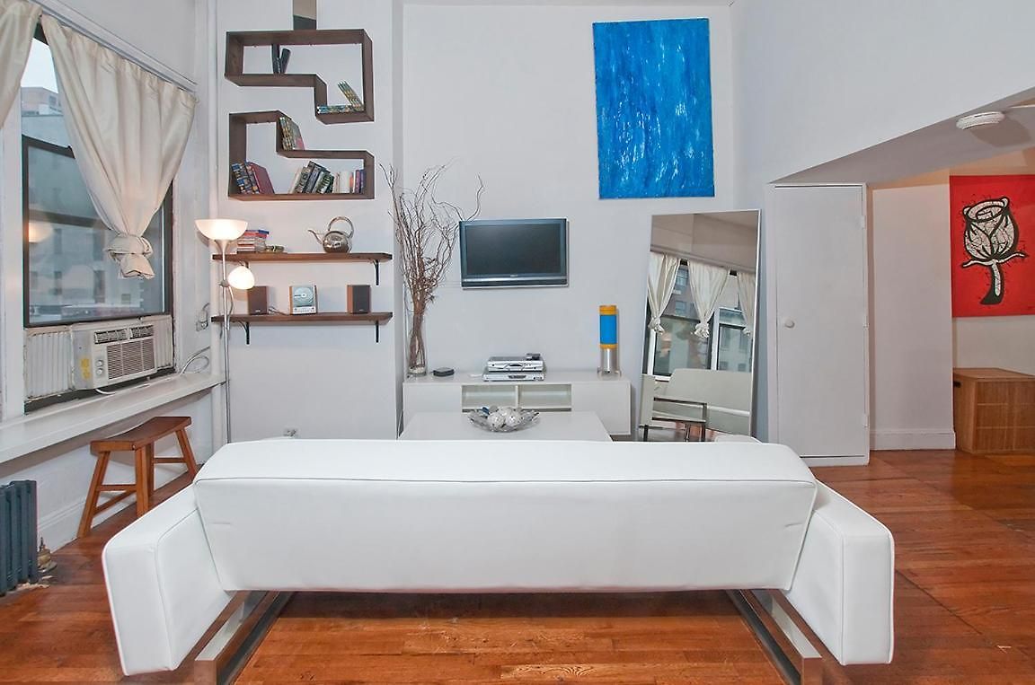 Luxury Next To Times Square Apartment