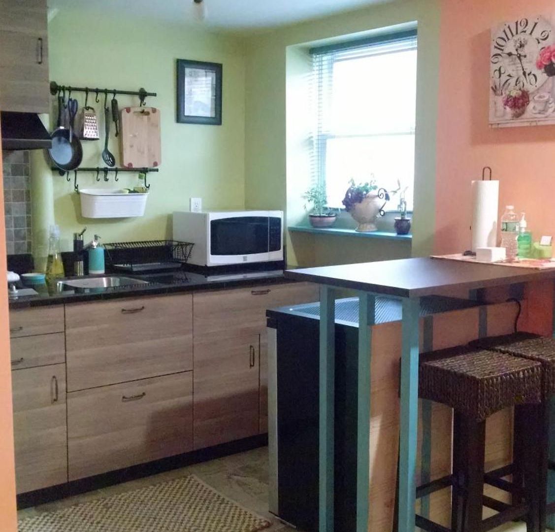 Cozy At The Heart Of Jackson Heights *