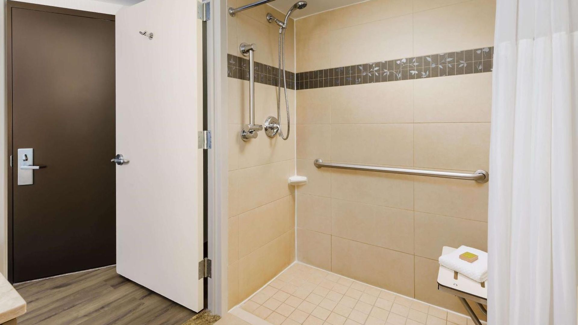 Doubletree By Hilton - Chelsea 4*