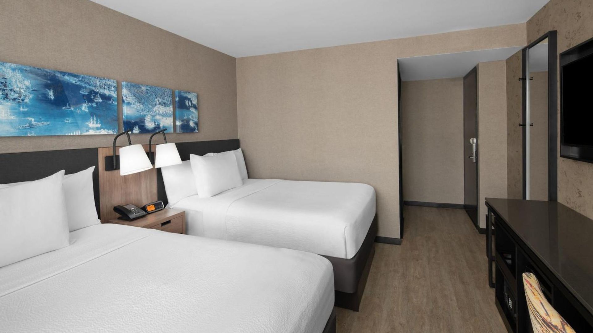 Courtyard By Marriott World Trade Center Area