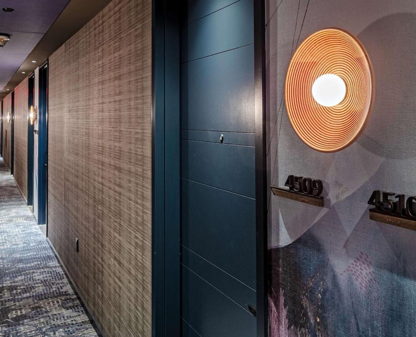 Tempo By Hilton Times Square 4*