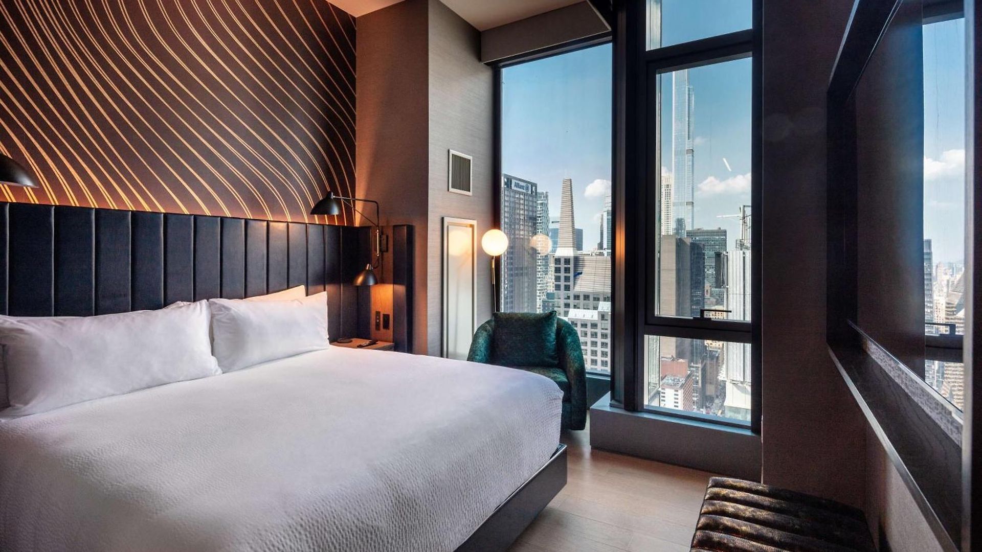 Tempo By Hilton Times Square Hotel