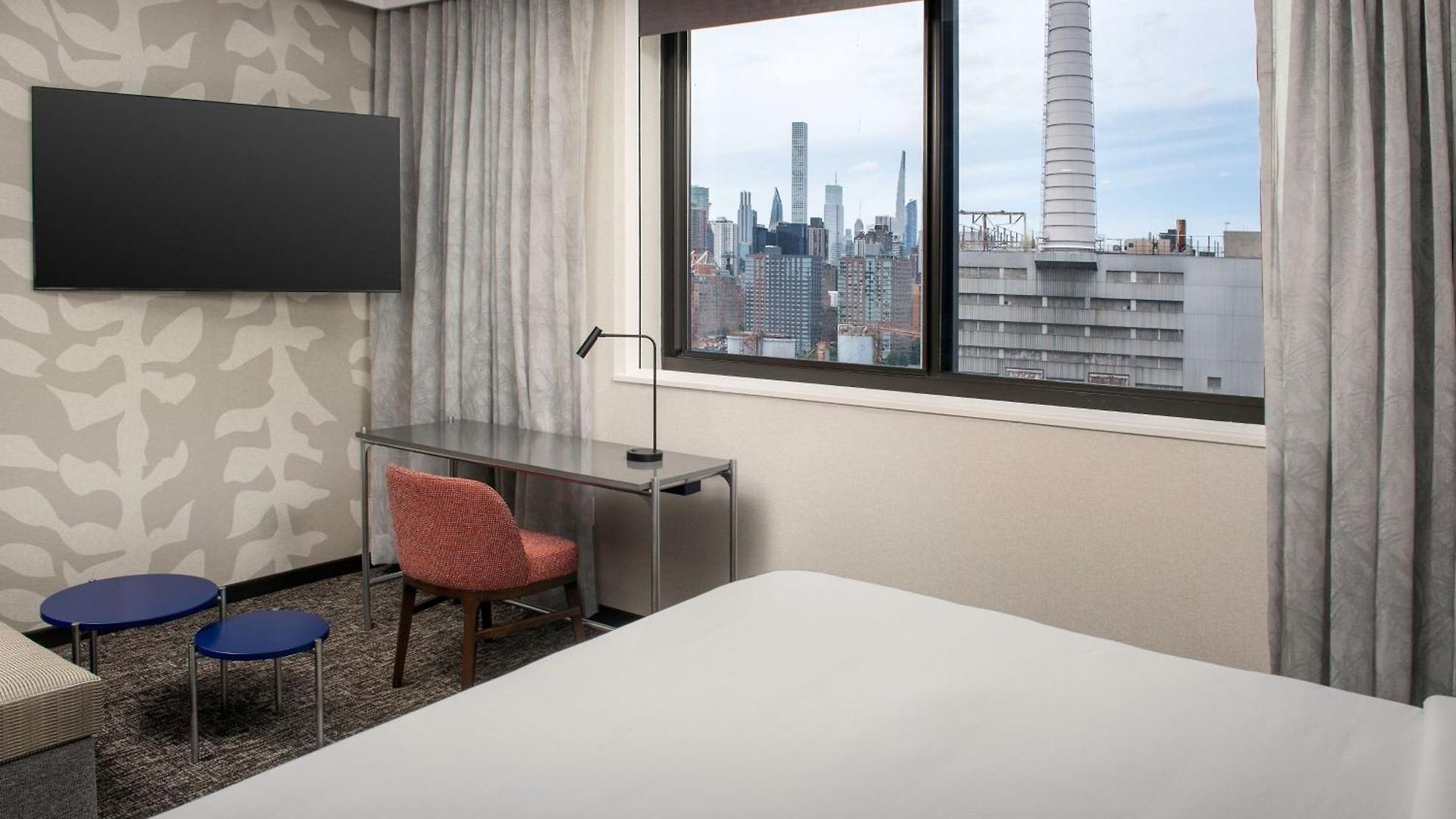 By Marriott Queens Hotel New York