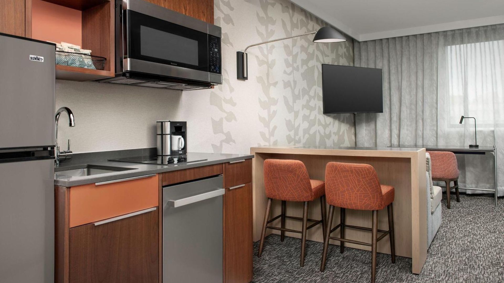 Hotel By Marriott Queens