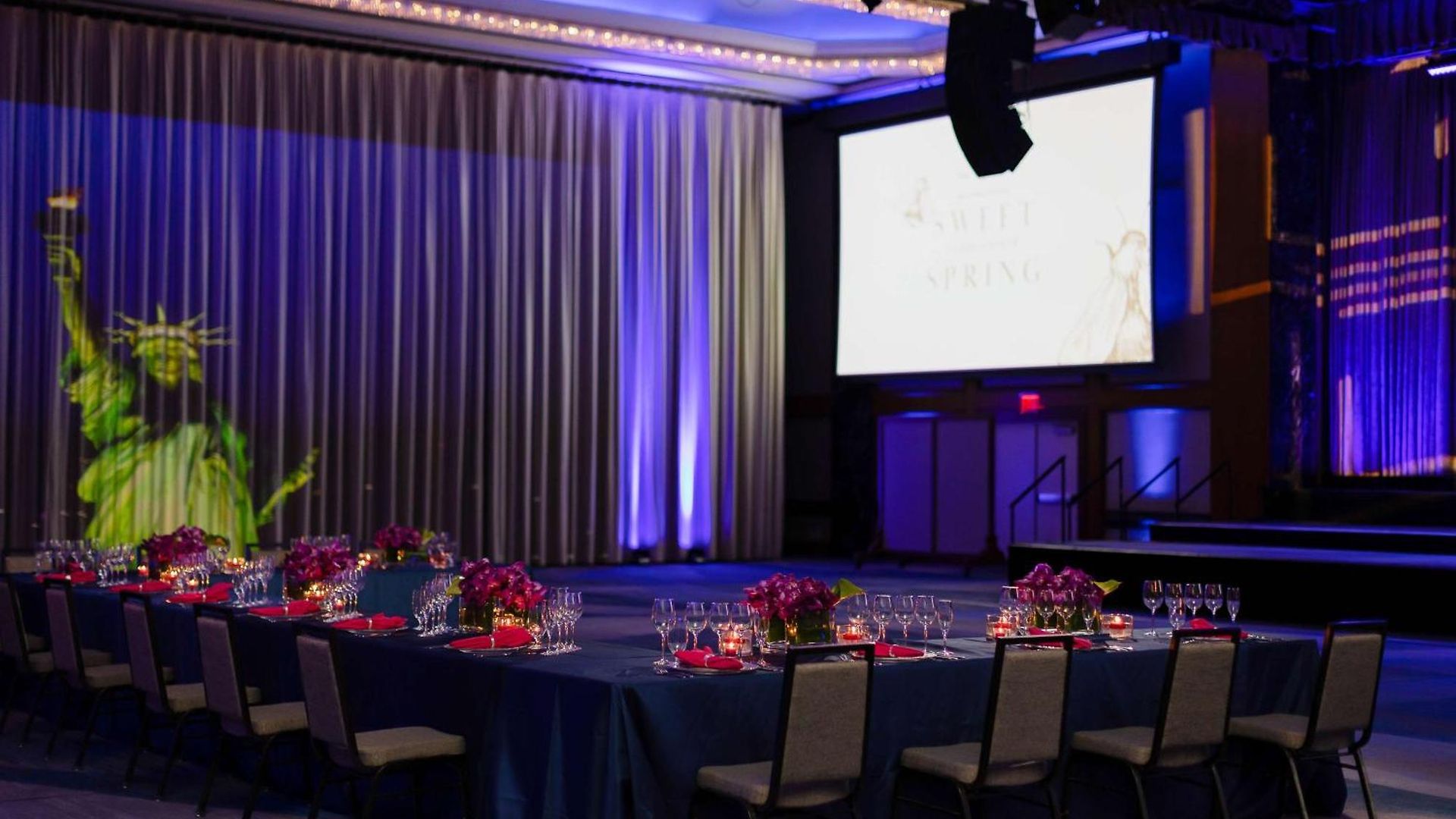 Hilton Midtown 4*
