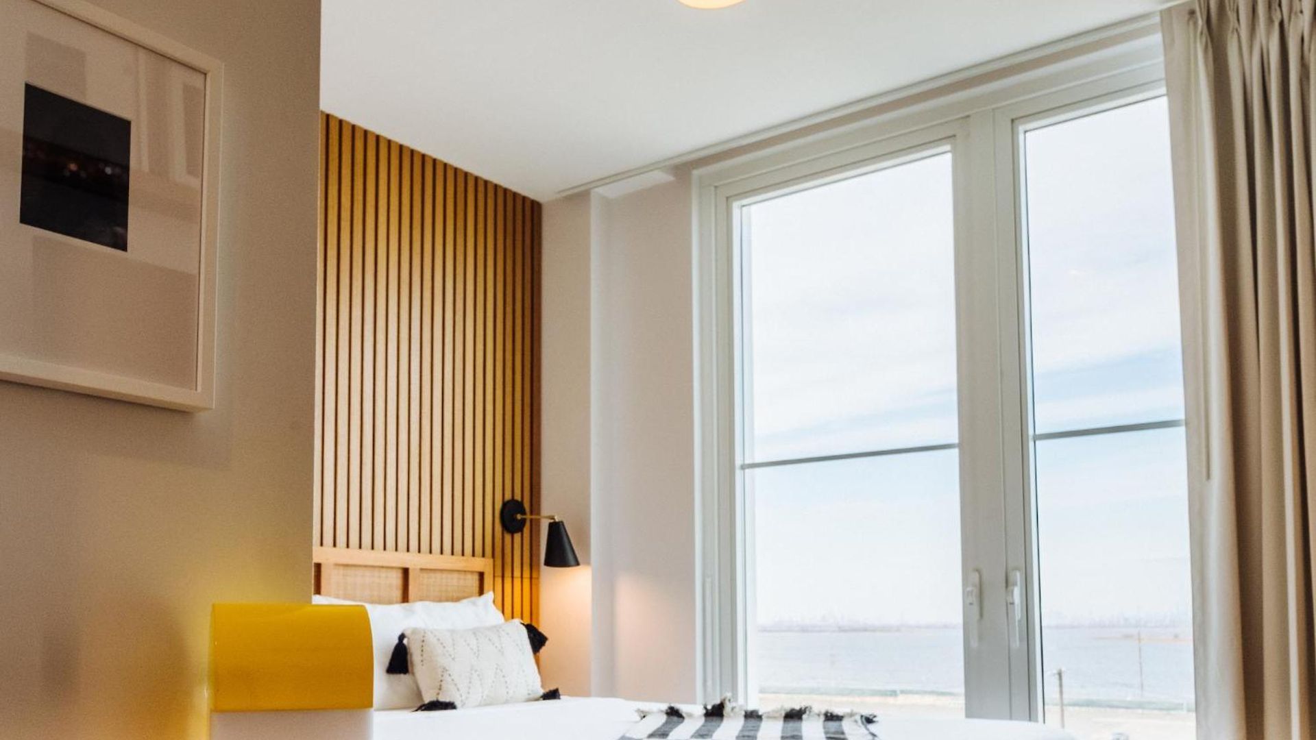 Hotel The Rockaway New York