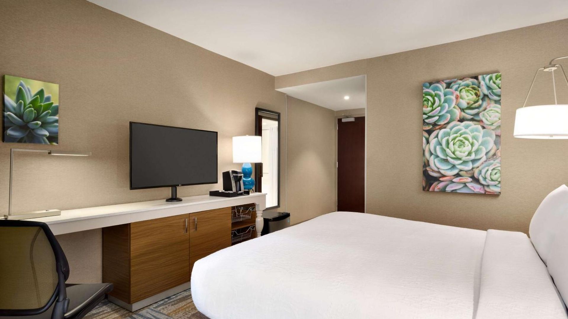 Hilton Garden Times Square South 3* New York