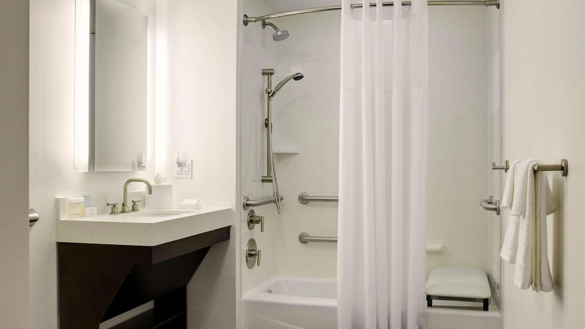 Hampton Brooklyn Downtown Hotel New York