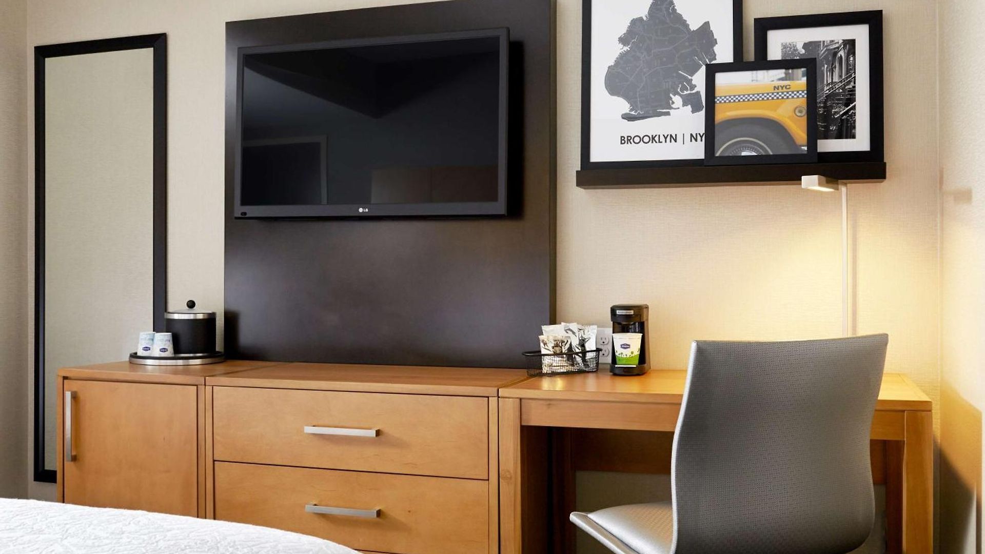 Hampton Brooklyn Downtown Hotel 3*