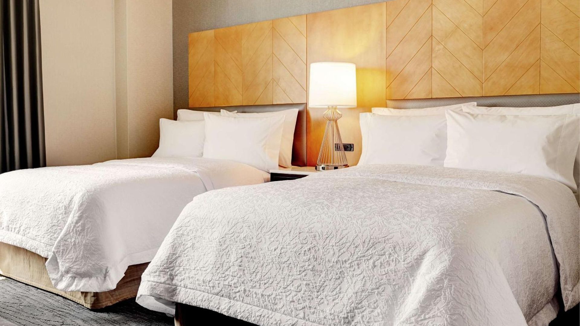 Hampton Brooklyn Downtown 3*