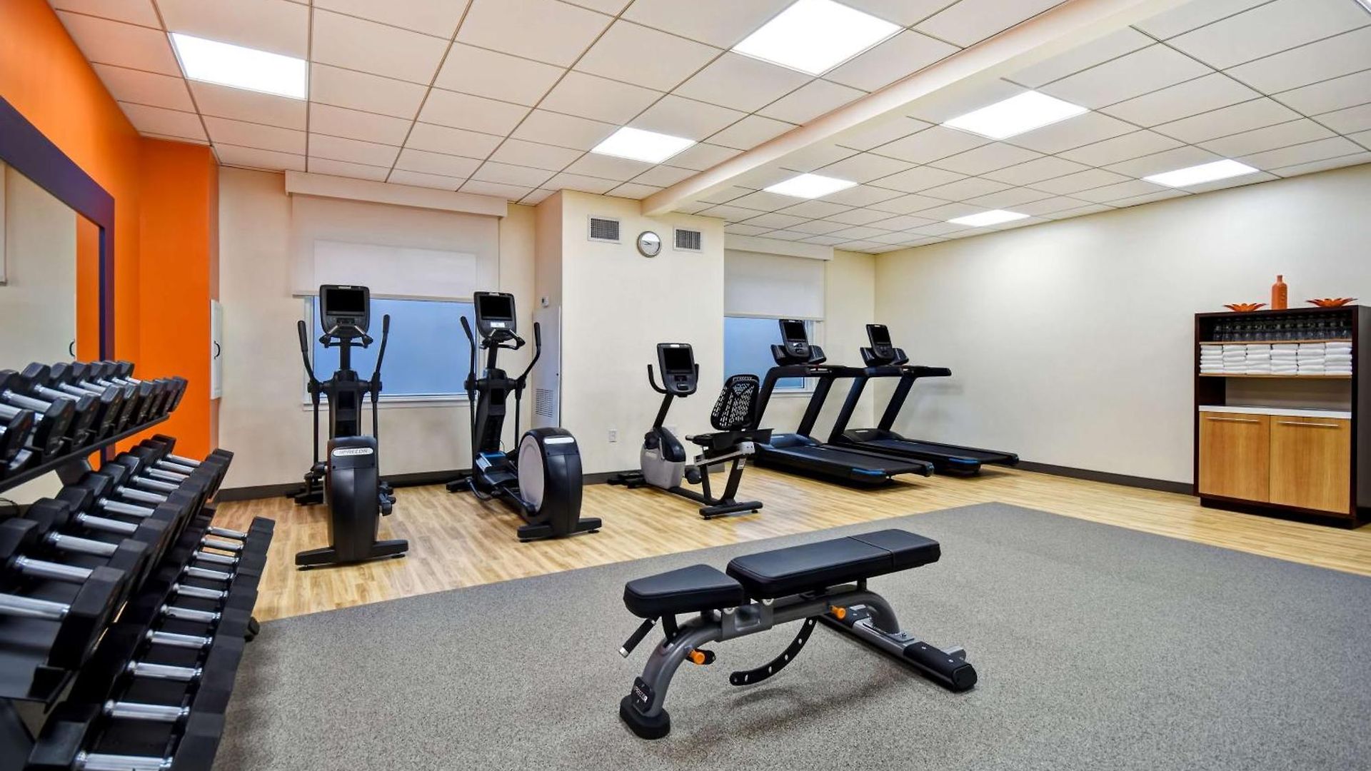 Hotel Hampton Ny-jfk 3*