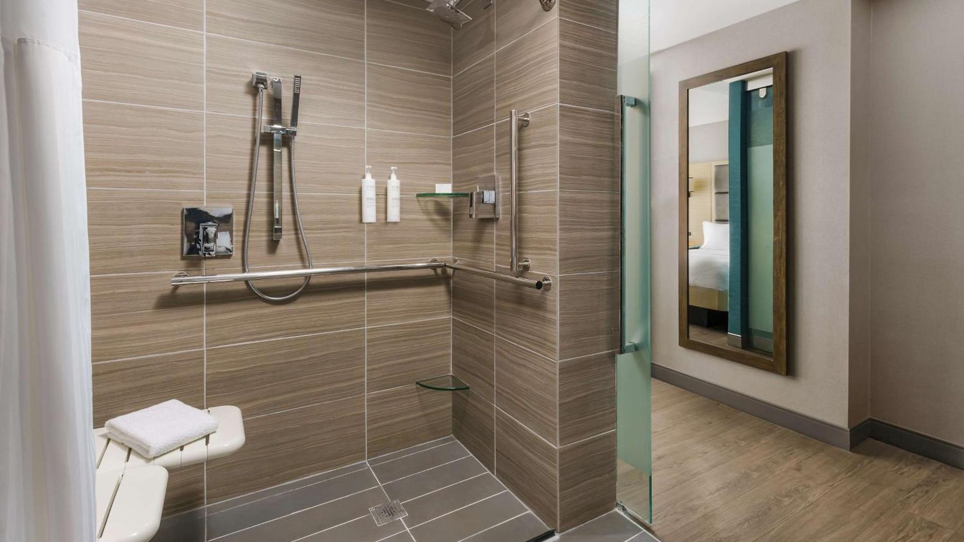 Hilton Garden Times Square North 3*