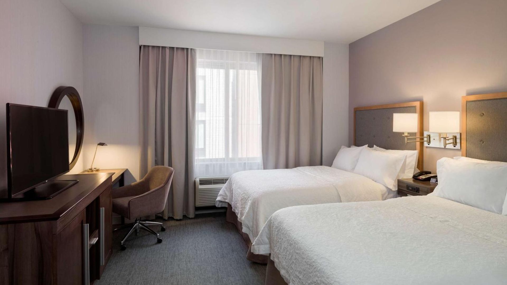 Hampton Manhattan - Times Square South Hotel