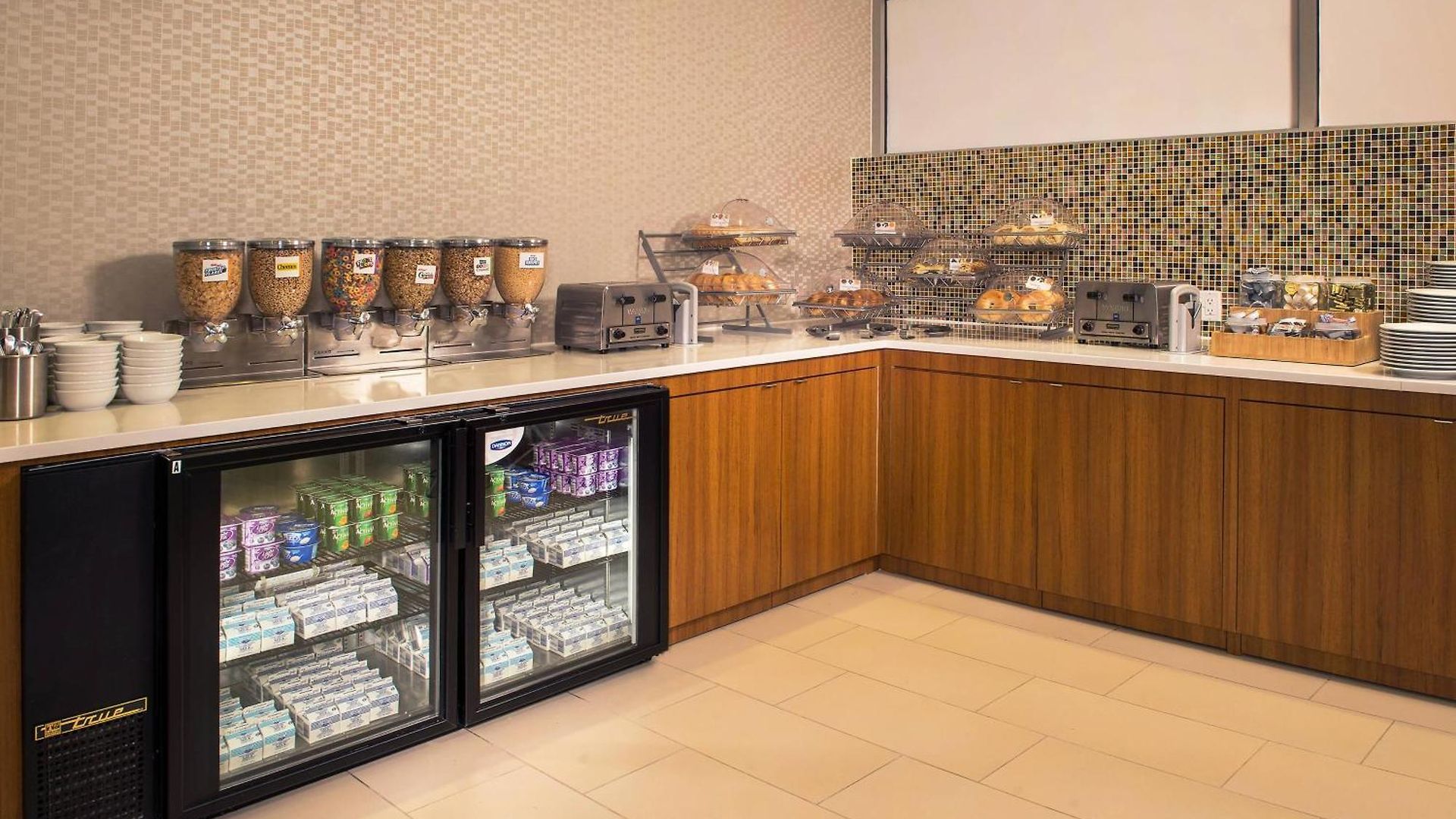 Springhill By Marriott Laguardia Airport Hotel