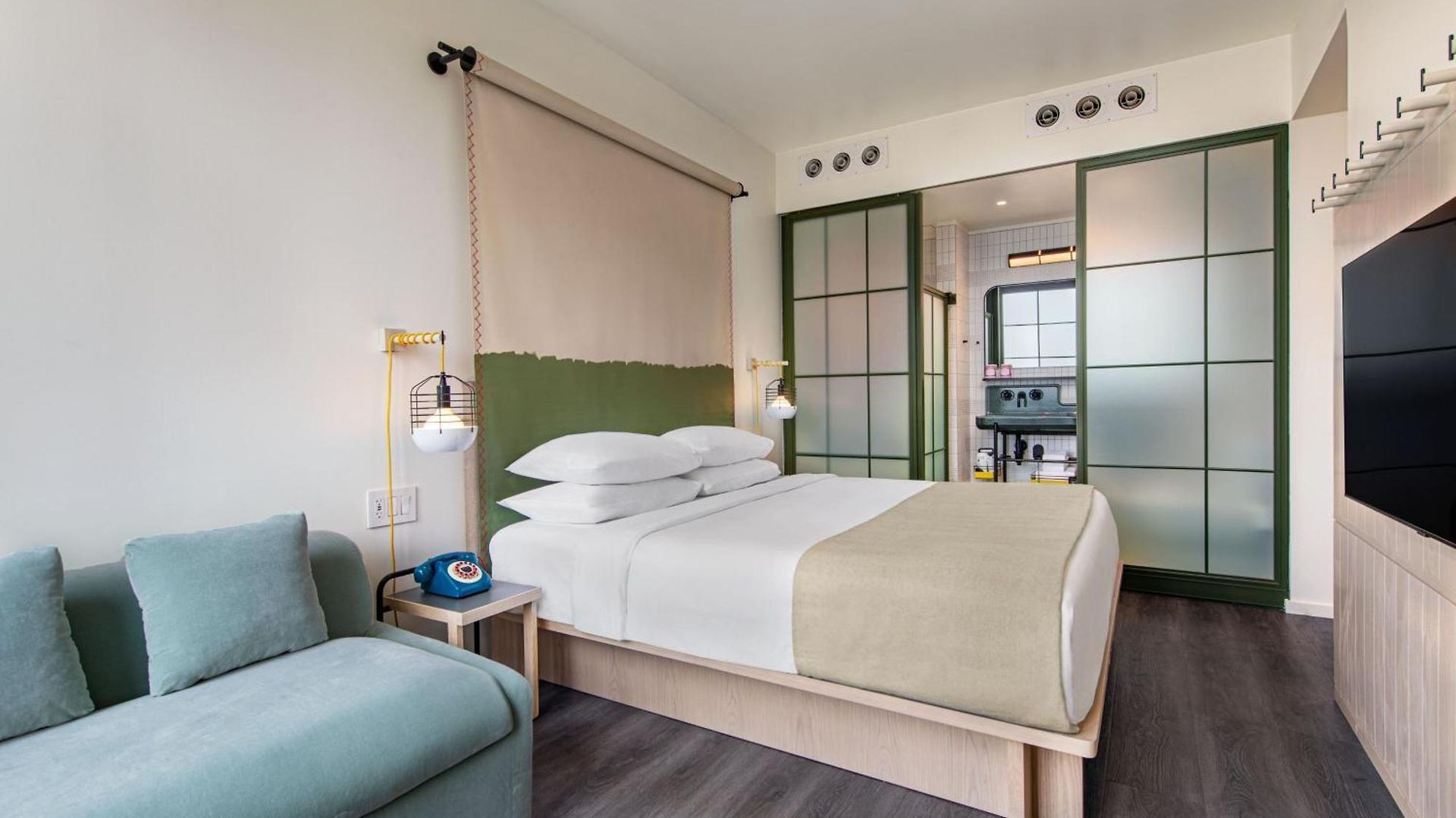 Hotel Moxy Nyc Chelsea 3*