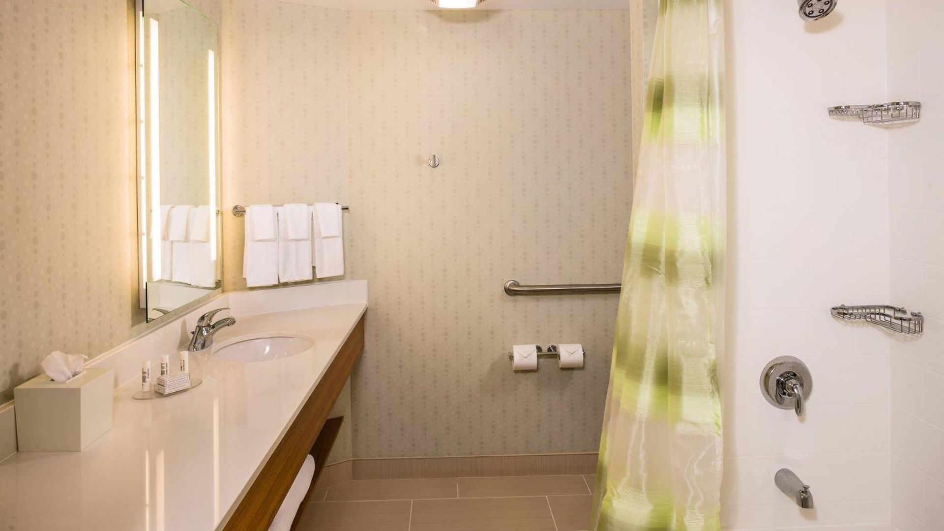 Springhill By Marriott Laguardia Airport