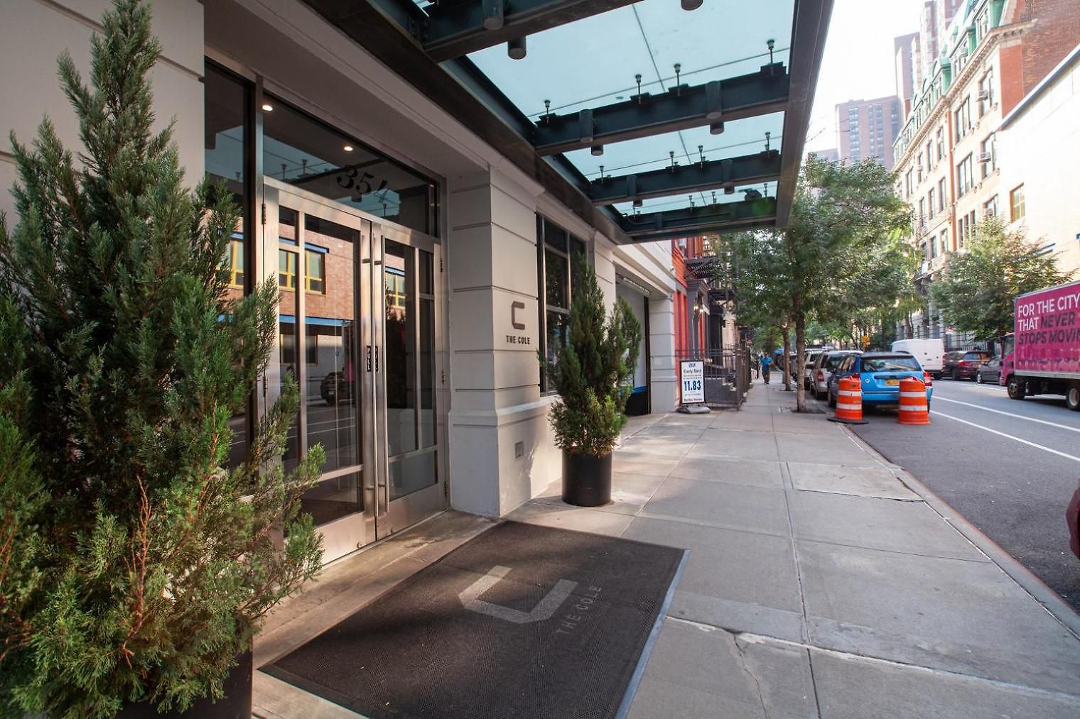 Ues 1br W Gym Nr Museums Art Galleries Nyc-1179 Apartment *