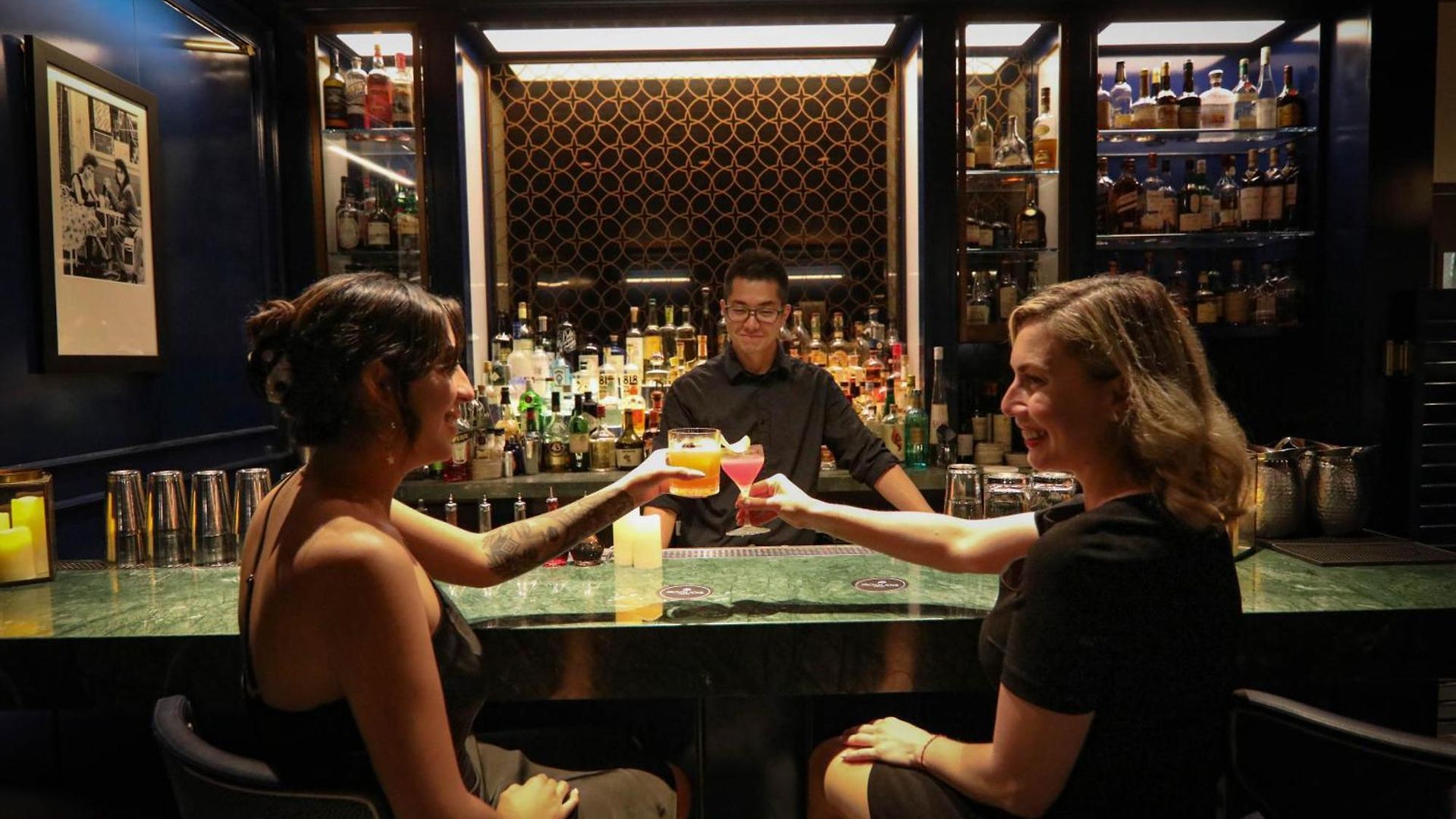 Hotel The Iroquois Times Square, A Small Luxury Hotel New York