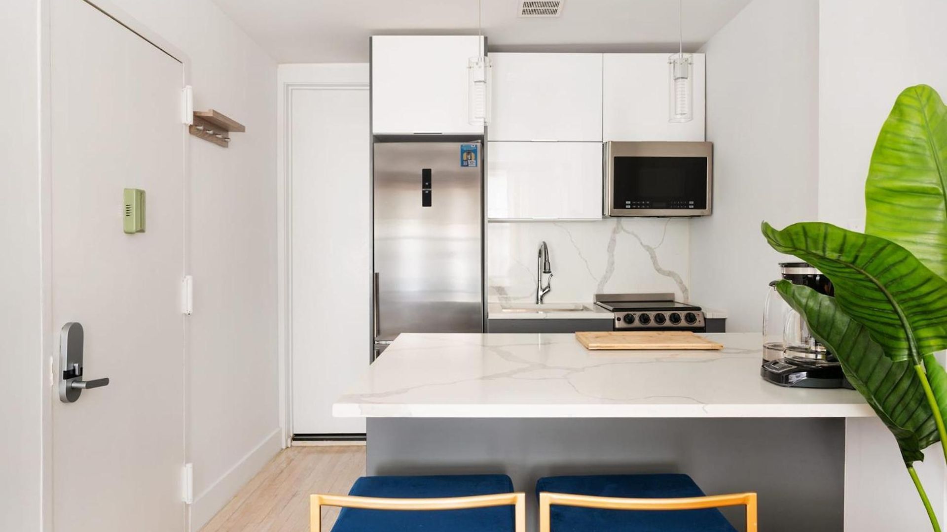 1597-7 Luxury Upper East W&d In Unit Apartment