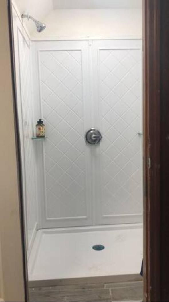 With A Private Shower Homestay