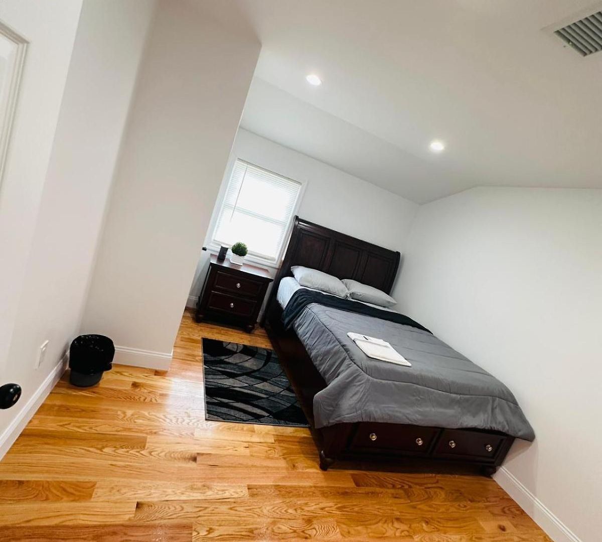 Jfk 5 Min Away Guest house New York