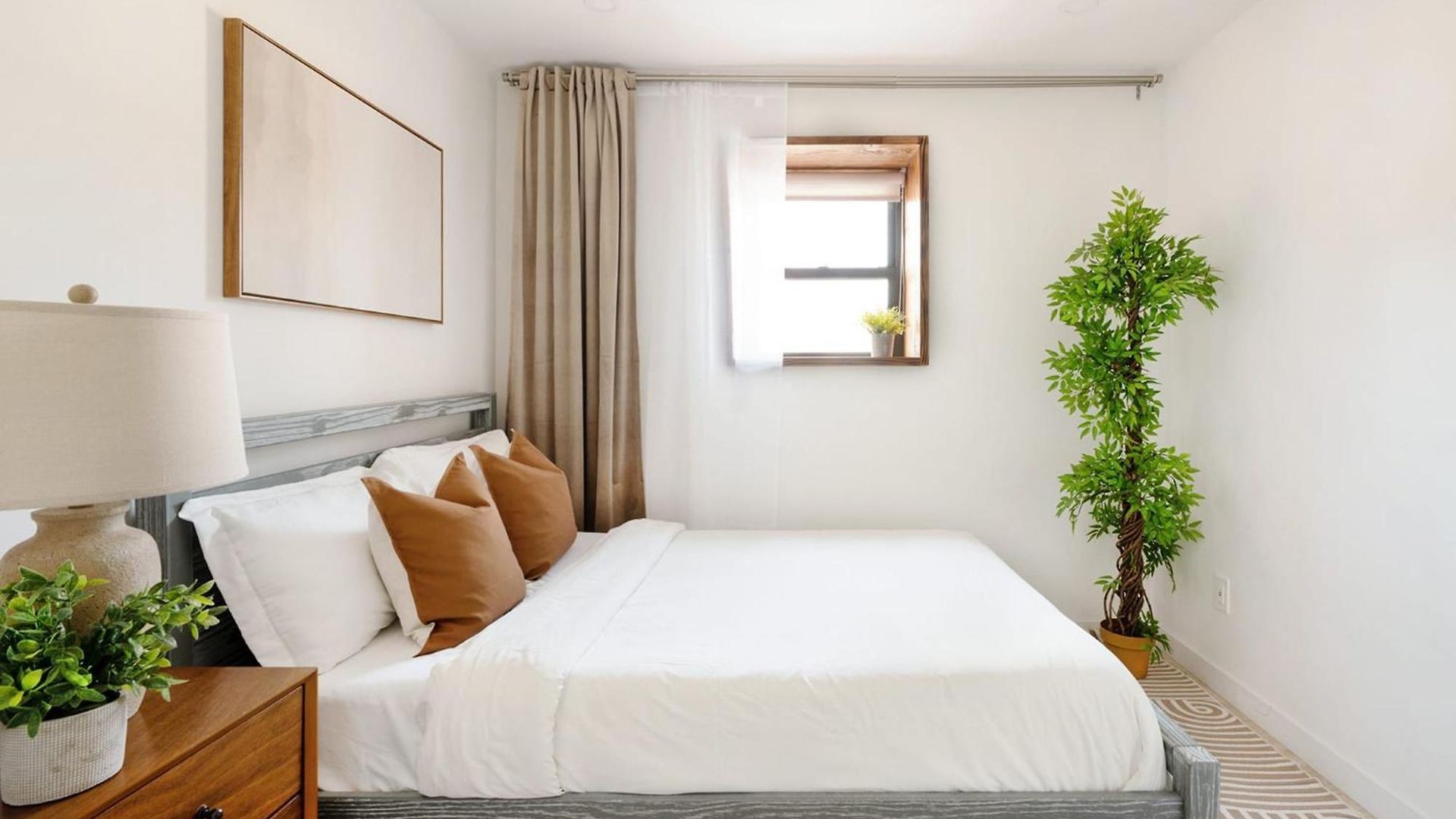 75-4b Duplex 3br Brand New W D Prime Ues