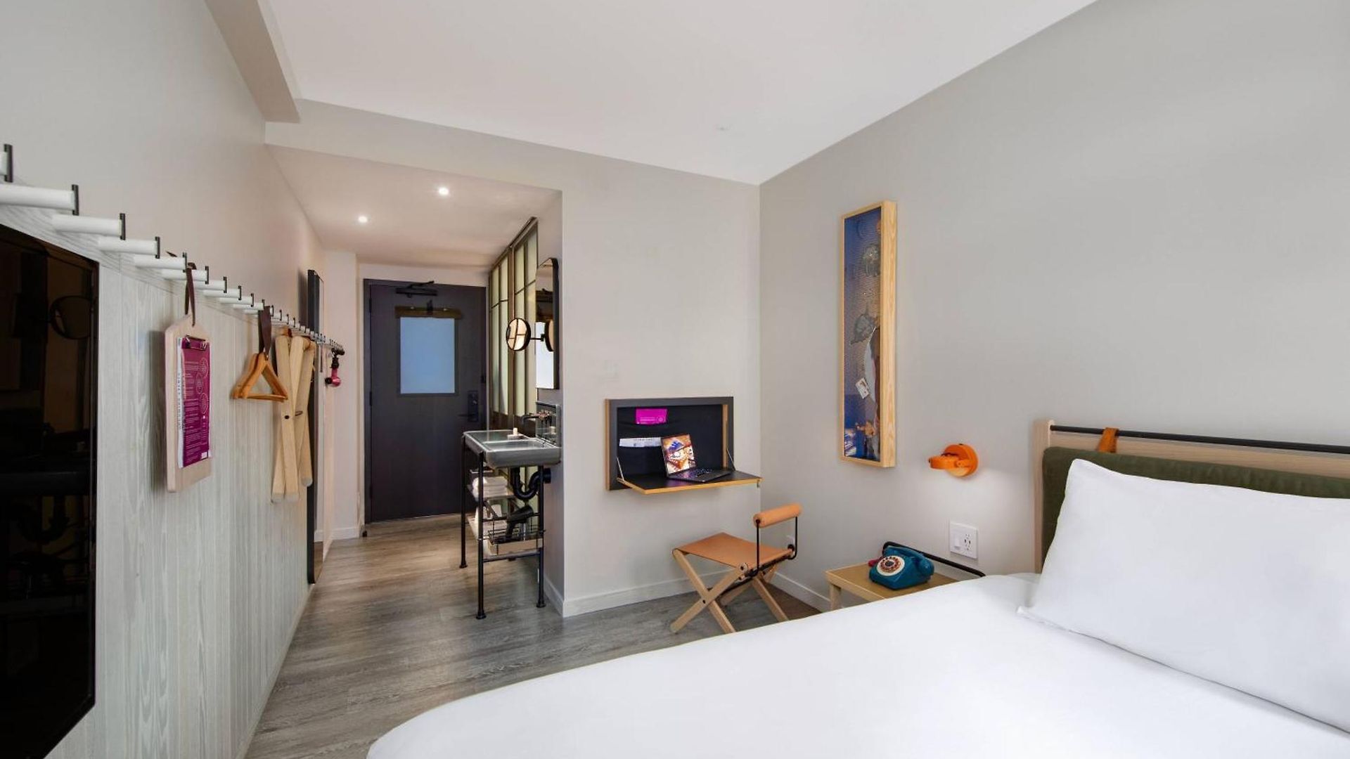 Moxy Nyc Times Square New York