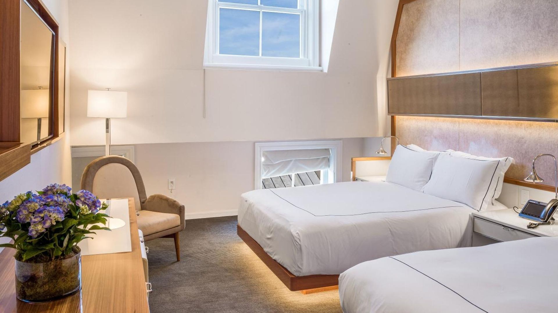 33 Hotel, City, Seaport Hotel 5*