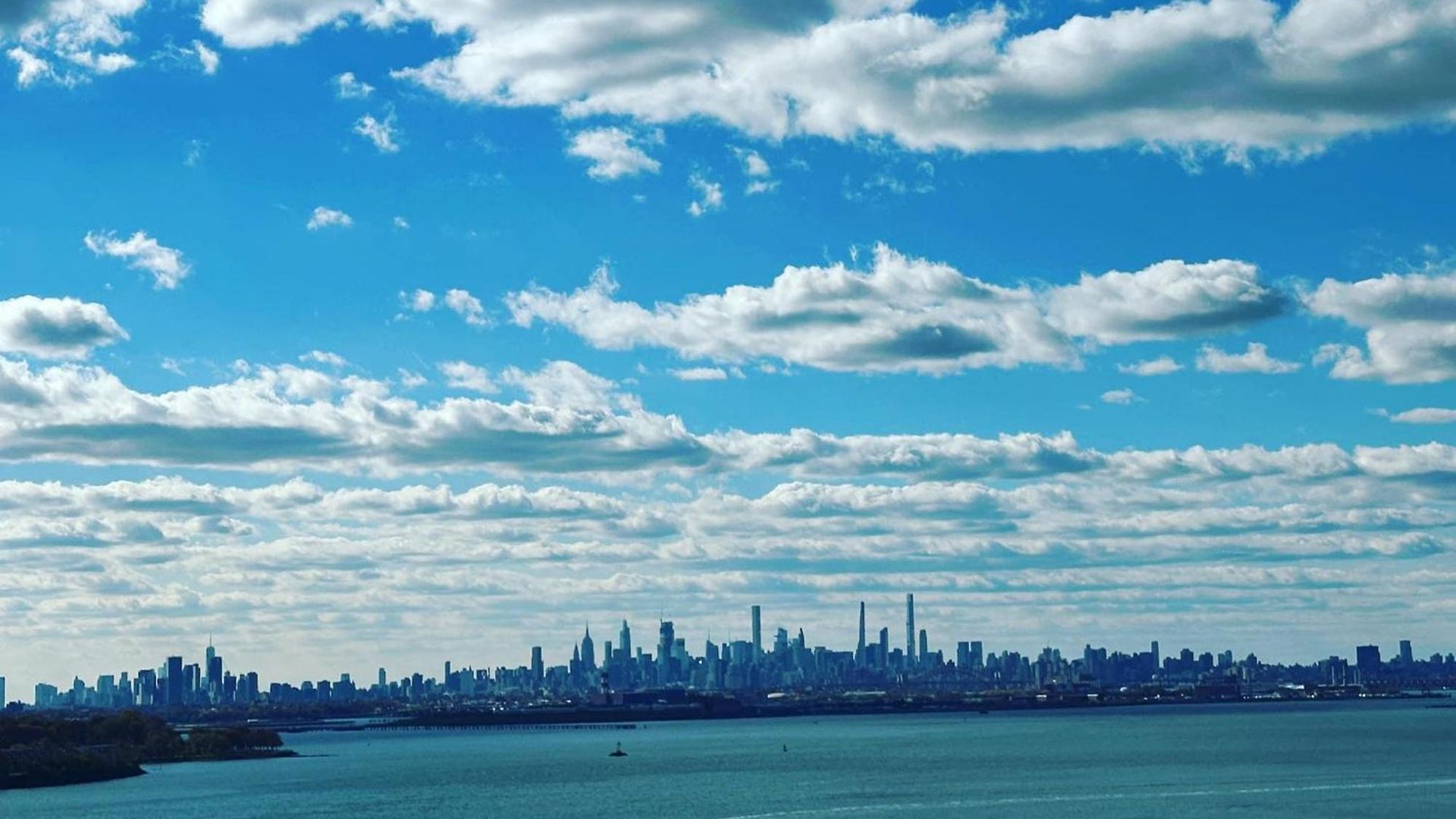 Ly 2* New York
