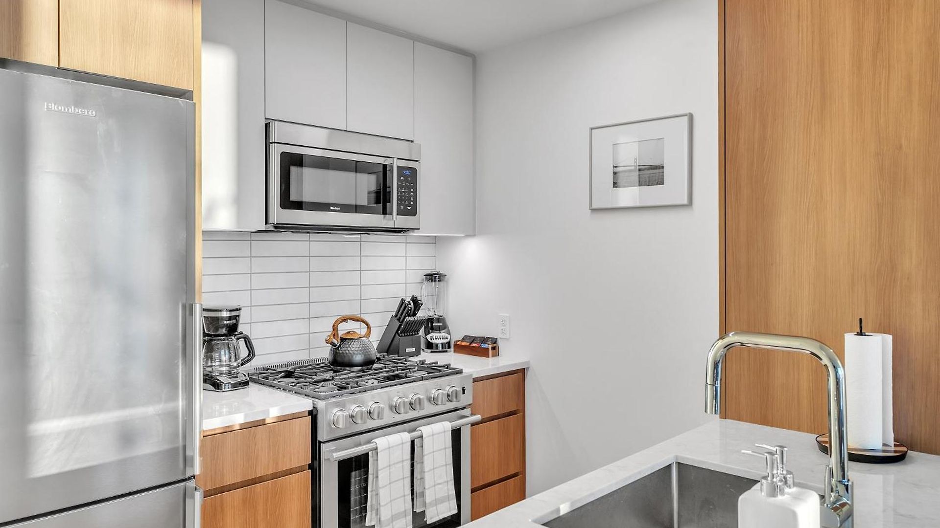 Prime Nyc Waterfront Gem Apartment