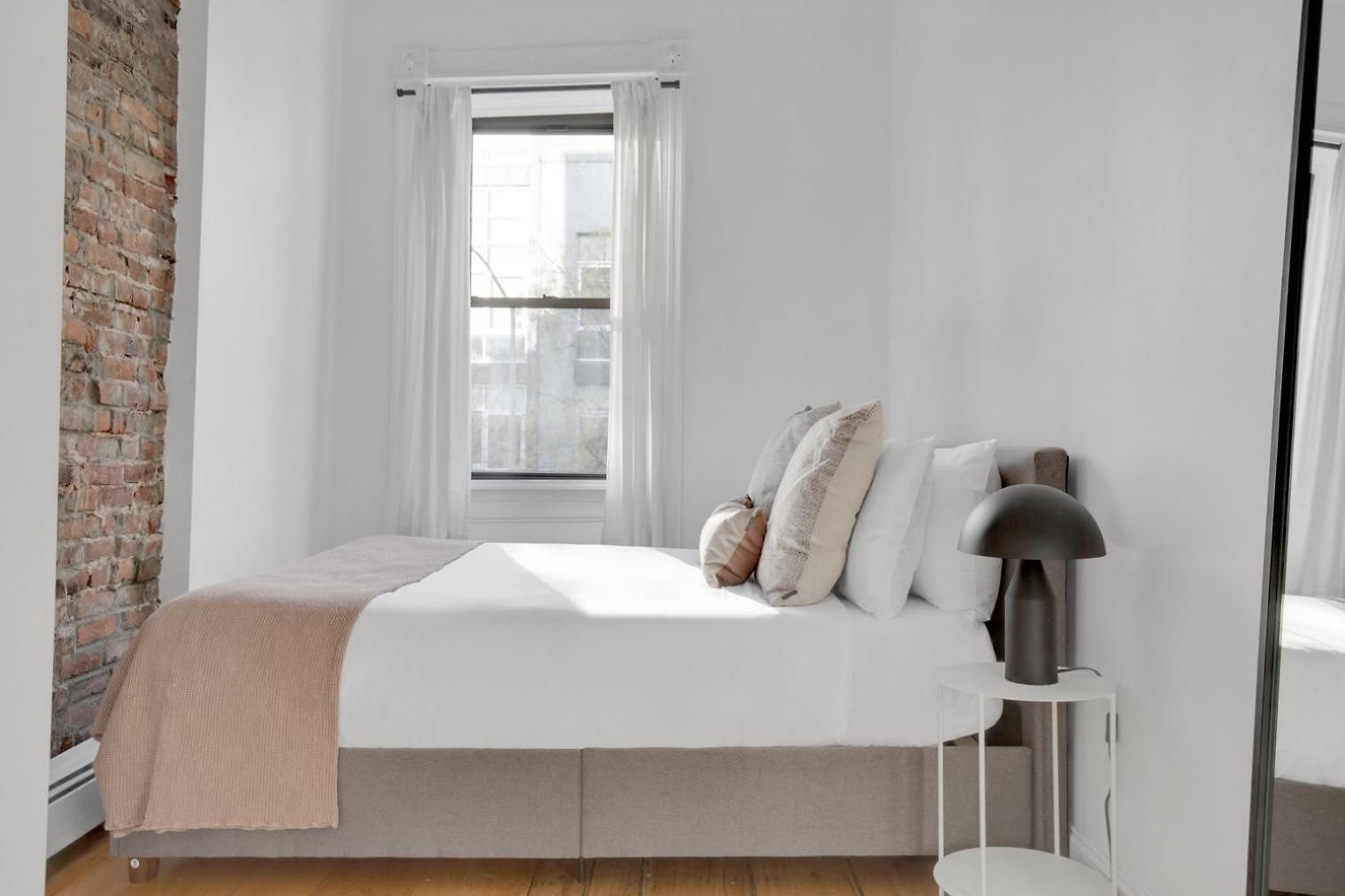 Williamsburg 2br W Wd Private Deck Nr Ferry Nyc-707 Apartment New York