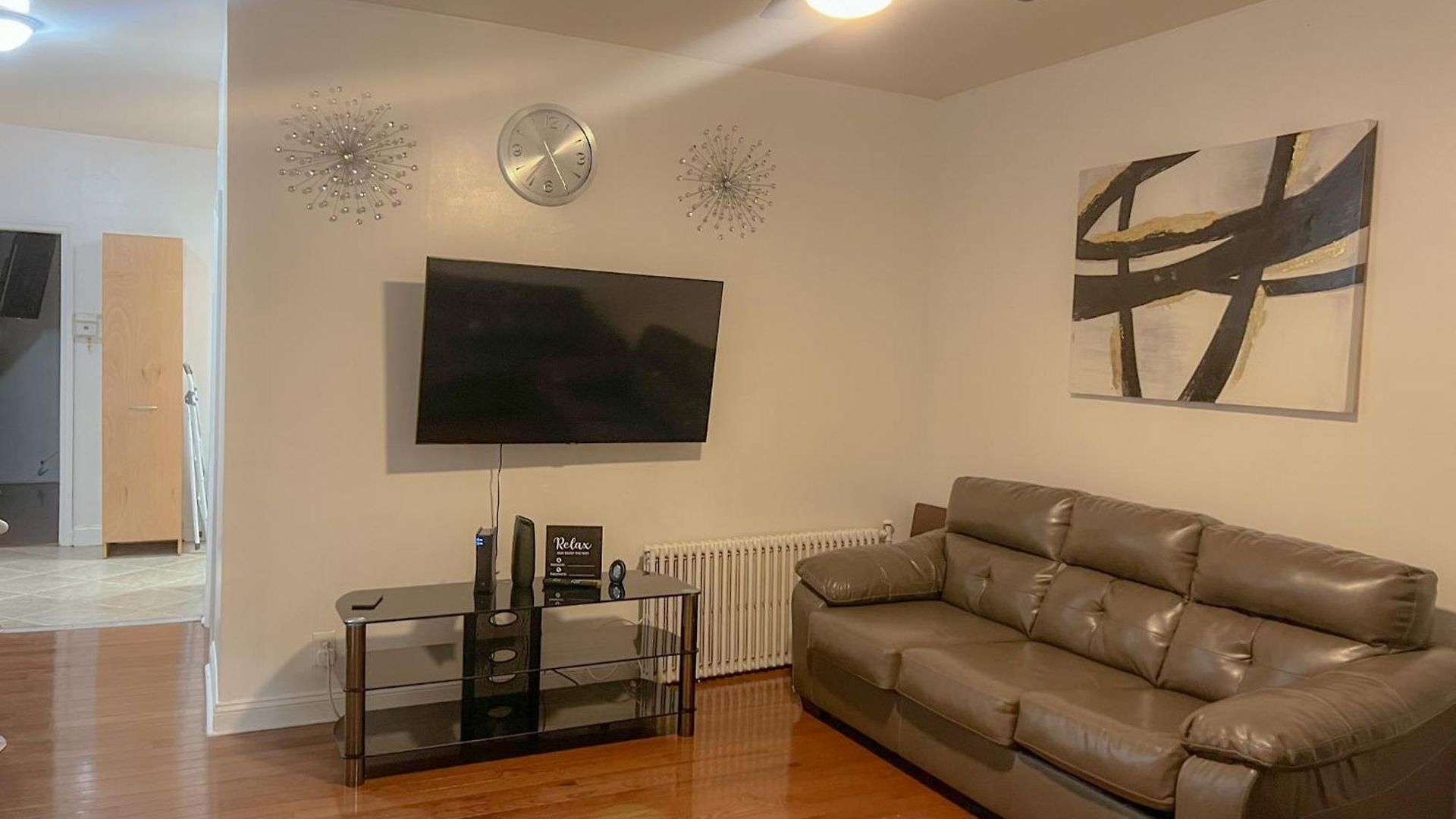 2 Bedroom Bliss In College Point * New York