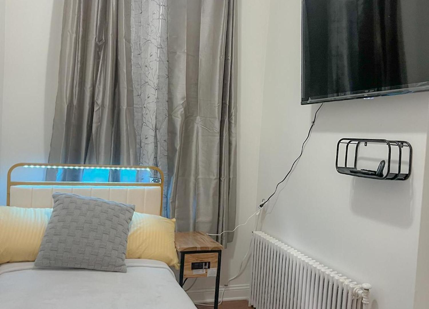 Apartment 2 Bedroom Bliss In College Point *